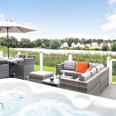 Windrush Lake 65, Sunset Lodge - P South Cerney Extérieur photo