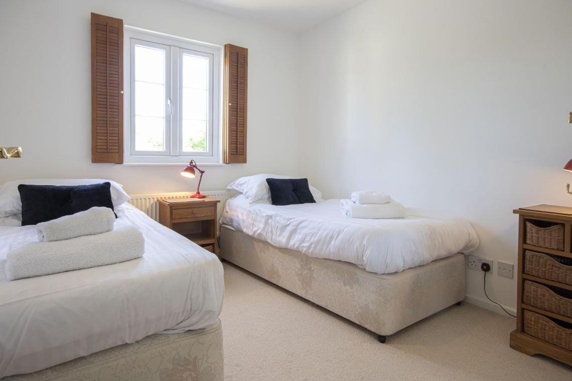 Windrush Lake 65, Sunset Lodge - P South Cerney Extérieur photo