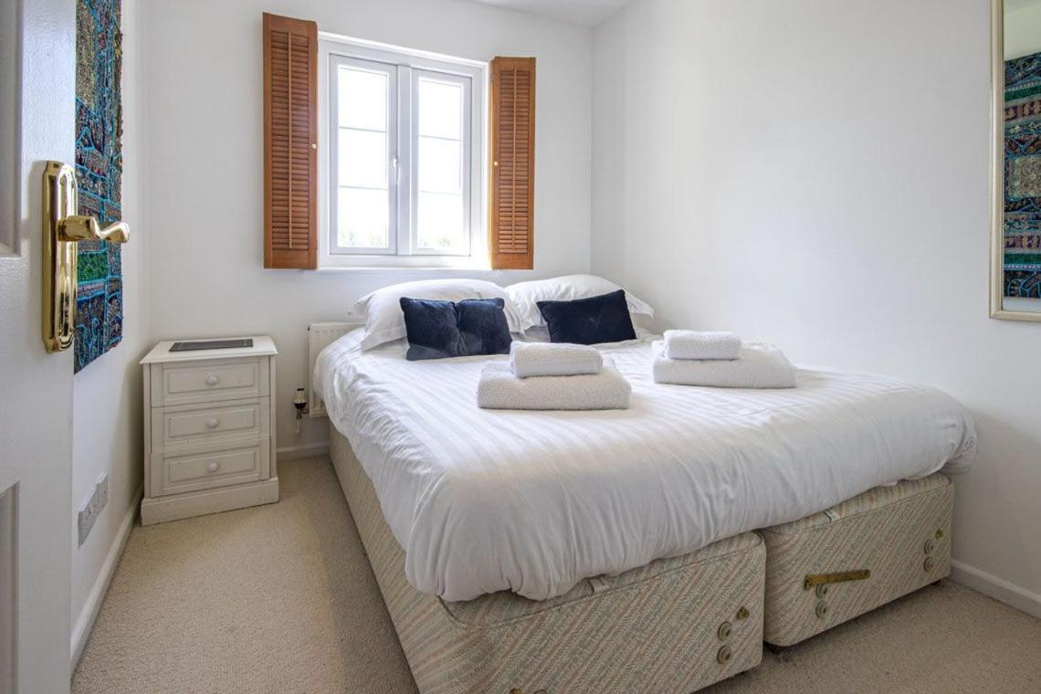 Windrush Lake 65, Sunset Lodge - P South Cerney Extérieur photo